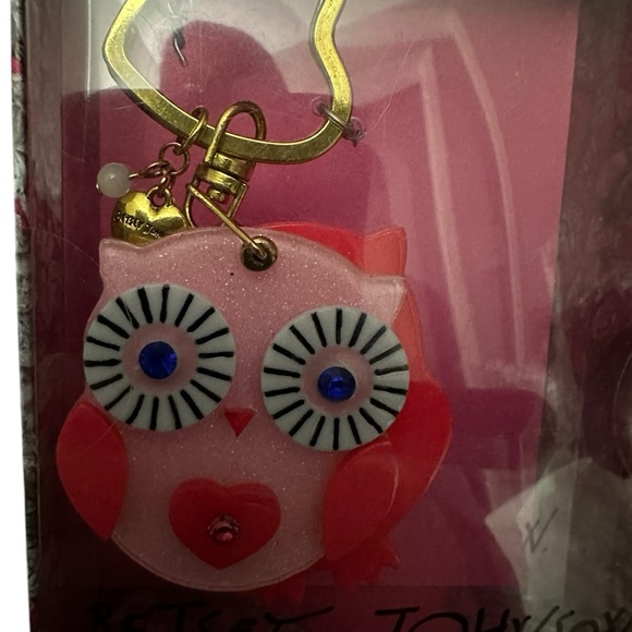BETSEY JOHNSON OWL MIRRORED KEY FOB IN PINK & GOLD HARDWARE NEW IN BOX - Picture 5 of 6